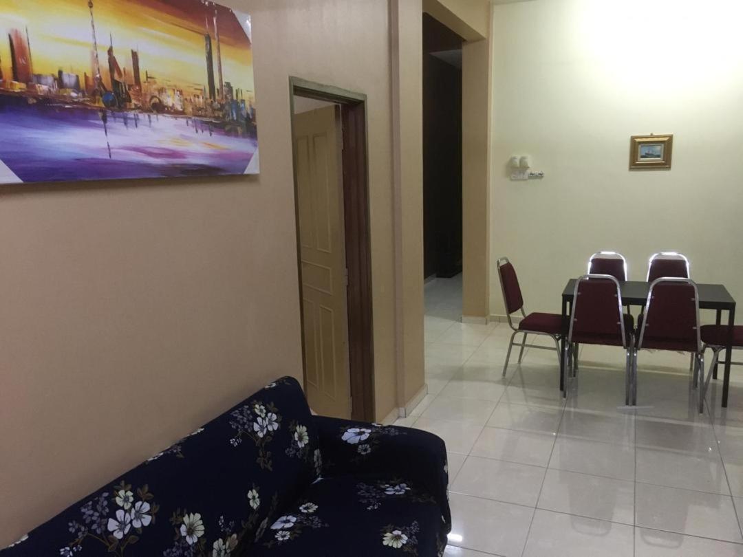 Stay 707 Apartment , Homestay Melaka , Unit 1-11 ภายนอก รูปภาพ